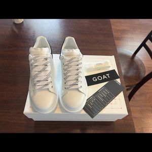 BRAND NEW, UNWORN WOMENS OVERSIZED ALEXANDER MCQUEENS SNEAKERS